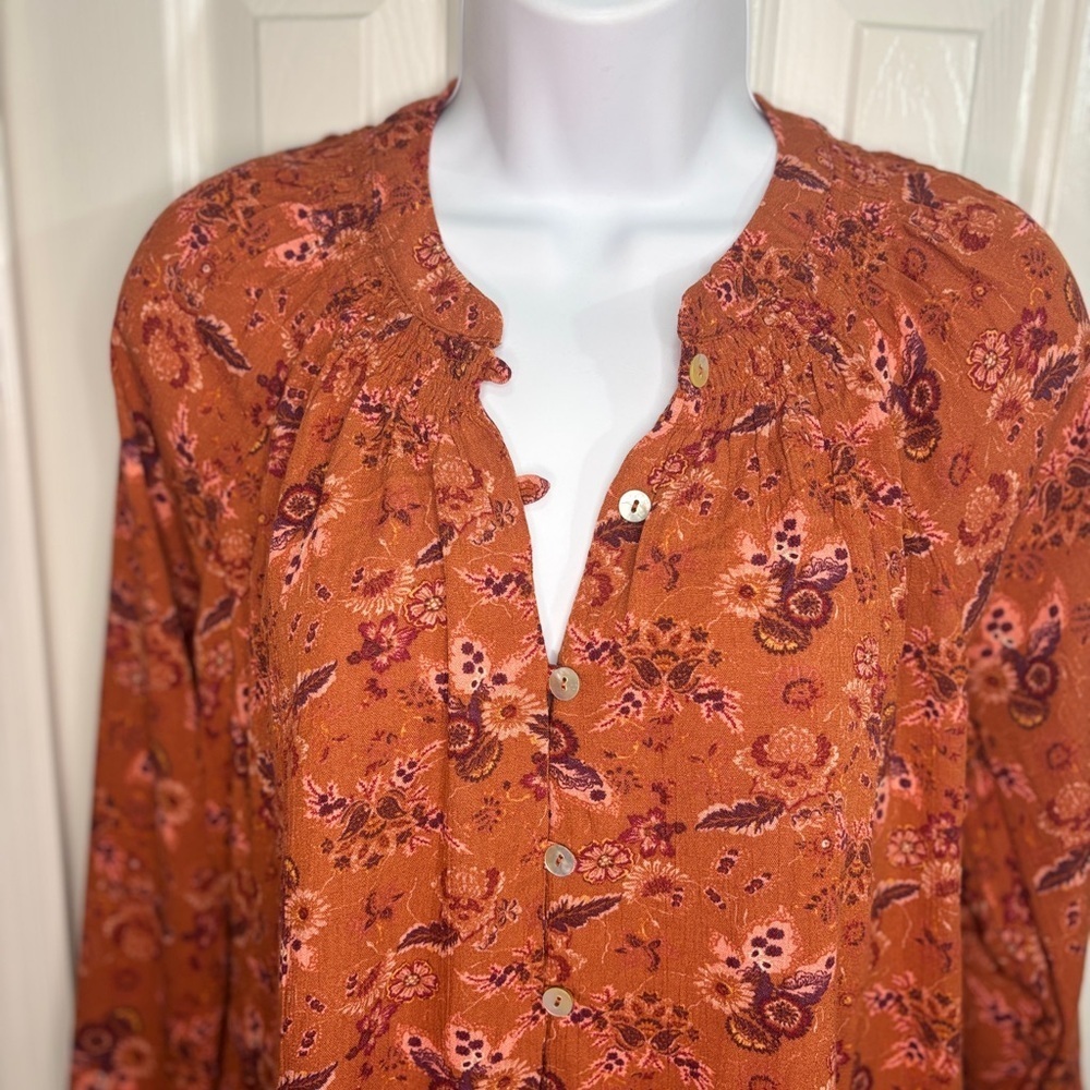 Mason & Belle Rust Floral Button Front Blouse | Size M | NWT - Picture 3 of 10